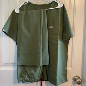 Olive green figs scrubs, NWT